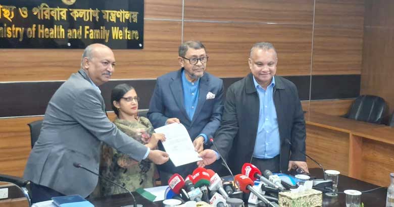 স্বাস্থ্যমন্ত্রীর আশ্বাসের পর চাকরি পেলেন দৃষ্টিপ্রতিবন্ধী শারমিন
