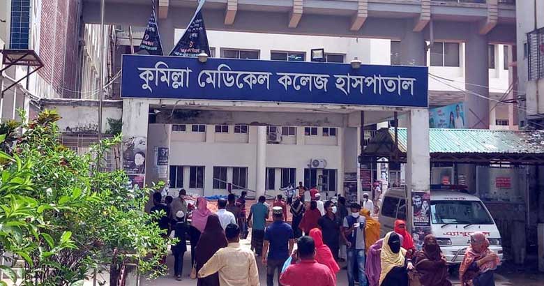 দাবি আদায়ে কুমেক শিক্ষার্থীদের ক্লাস-পরীক্ষা বর্জন