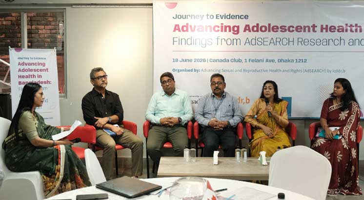 গ্রামাঞ্চলে প্রতি তিনজন কিশোরীর মধ্যে দুইজন মাসিক-সংক্রান্ত সমস্যায় ভুগছে