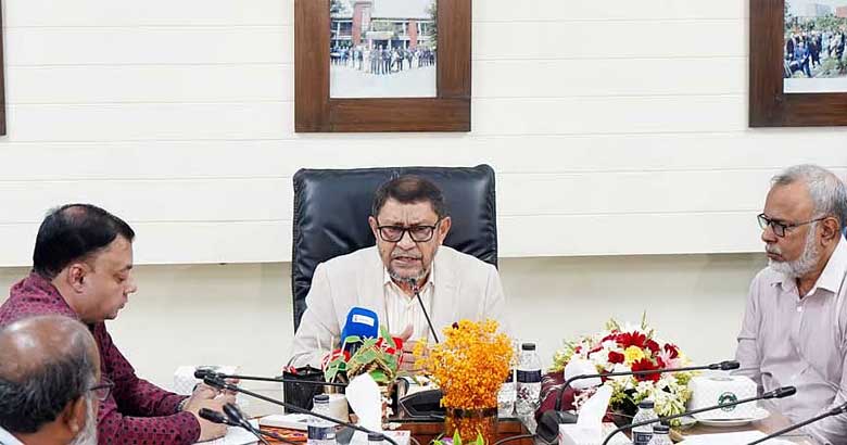 চিকিৎসকদের নিরাপত্তায় চালু হচ্ছে ‘জরুরি অ্যালার্ম’: স্বাস্থ্যমন্ত্রী