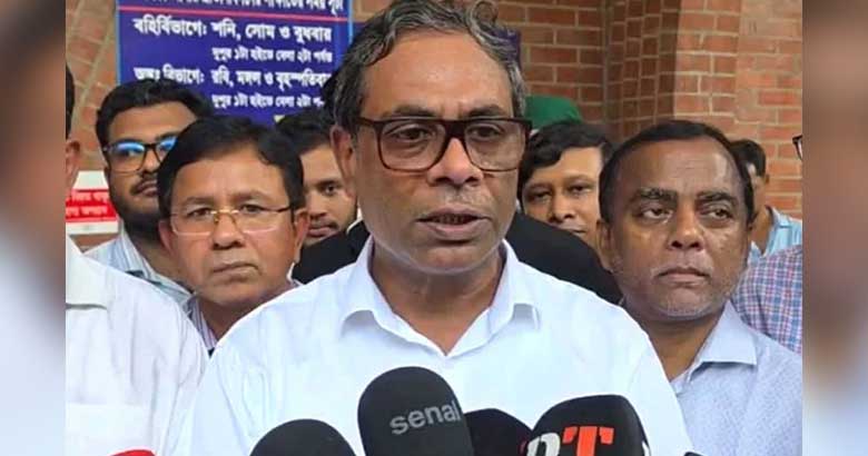 ডেঙ্গু নিয়ন্ত্রণে ময়লা পরিষ্কার করা মানে আত্মীয়ের জীবন বাঁচানো: স্বাস্থ্য প্রতিমন্ত্রী