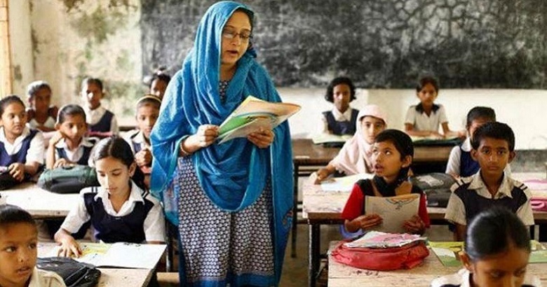 সহসায় খুলছে না শিক্ষা প্রতিষ্ঠান, বাড়তে পারে ছুটি